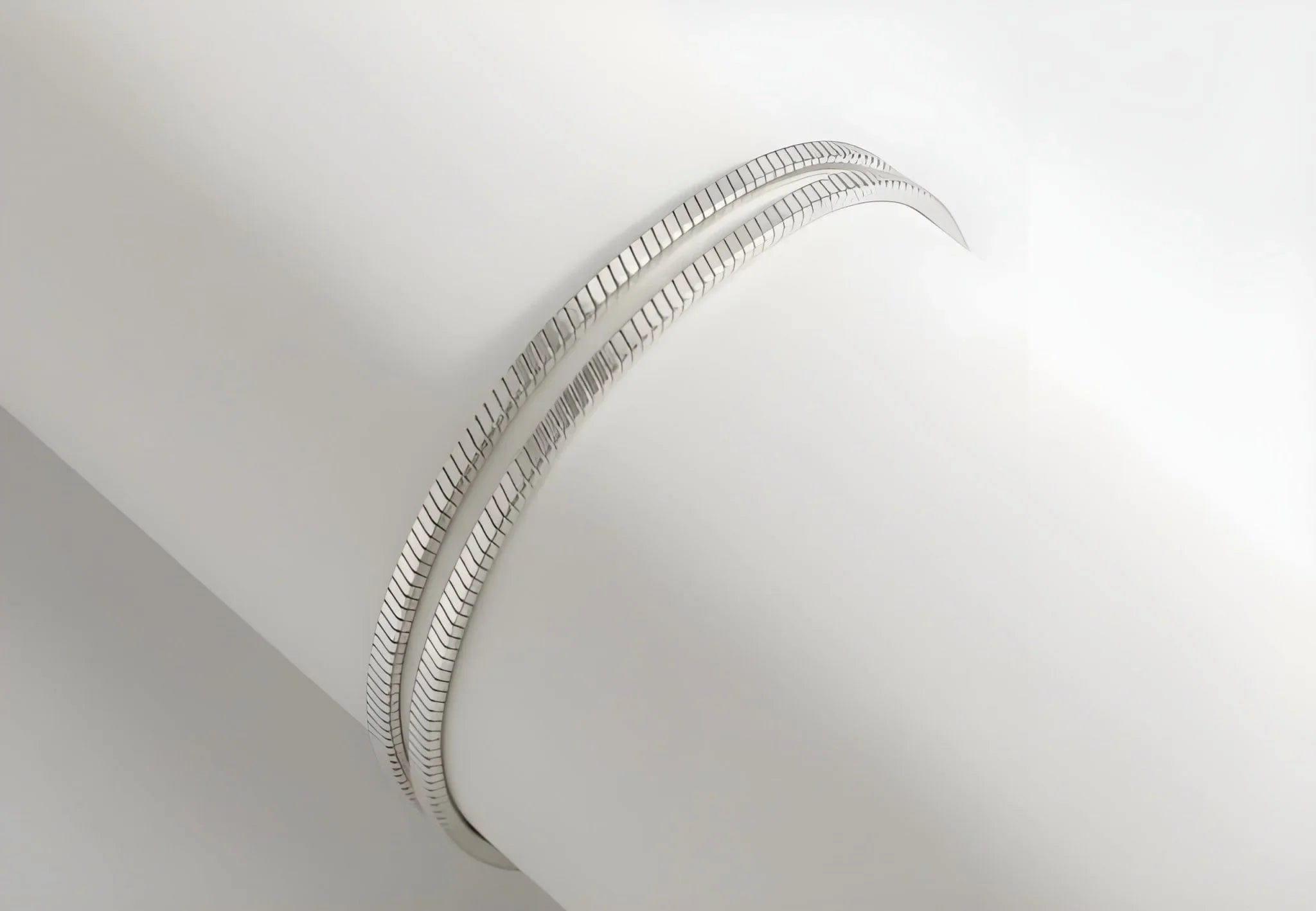 Aurify Massives Schlangenarmband – hochwertig versilbert