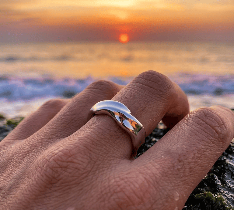 Aurify Morbius Ring aus Edelstahl