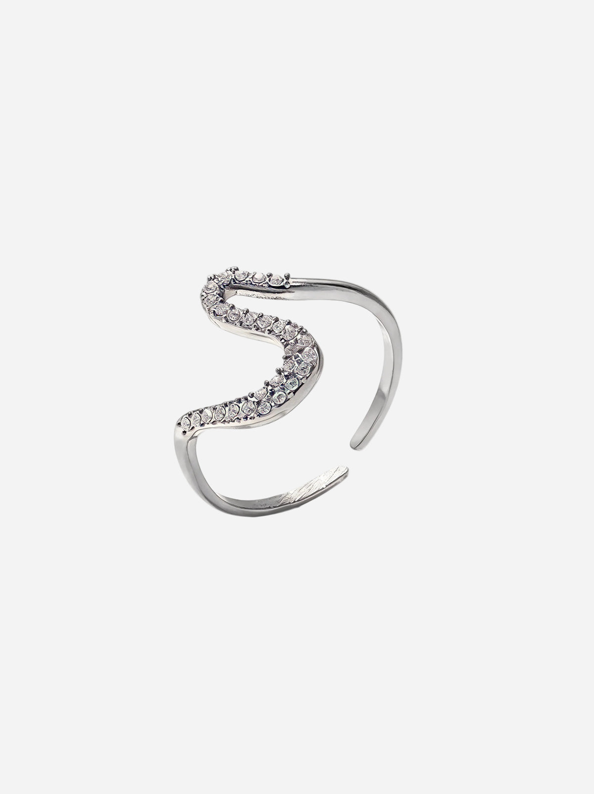 Velora Ring in Silber mit Zickzack-Besatz und funkelnden Steinen