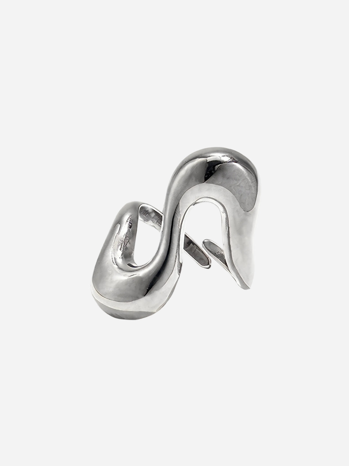 Silberfarbener Ring mit geschwungener, offener Herzform