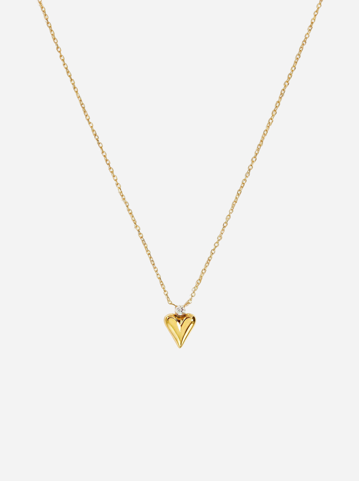 Goldene Halskette mit schlichtem Herzanhänger